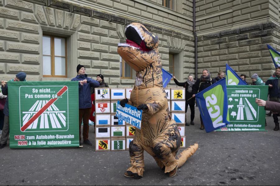 Auch der Verein «UmverkehR» unterstützt das Referendum und plädiert für weniger fossile Energie im Verkehr.