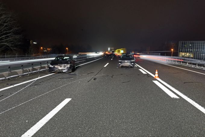 Eine Person wurde ins Spital gebracht. Unfall in Rothenburg