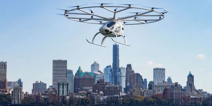 Volocopter stellt neuartige Fluggeräte mit einem markanten Ring für die Rotoren auf dem Dach her.