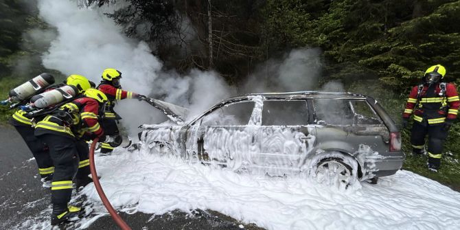 Autobrand in Oberiberg.