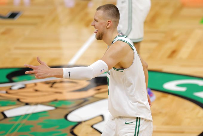 Kristaps Porzingis feiert sein Comeback in der NBA bei den Celtics. NBA