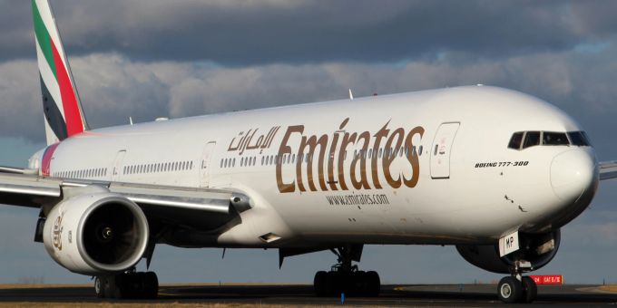 Bisher ist Emirates mit Boeing-Maschinen geflogen. Bald hebt die Airline mit Airbus ab. (Symbolbild) Emirates Airbus