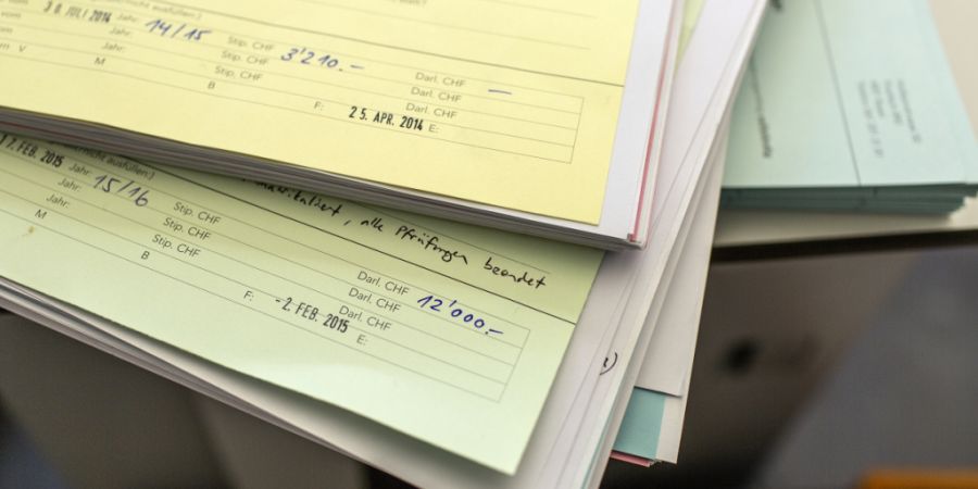 Der Kanton Zug hat im letzten Schuljahr rund 40 Prozent höhere Ausbildungsbeiträge bewilligt. (Symbolbild)