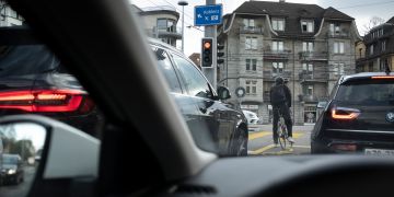Ampel rot Schweiz Zürich.