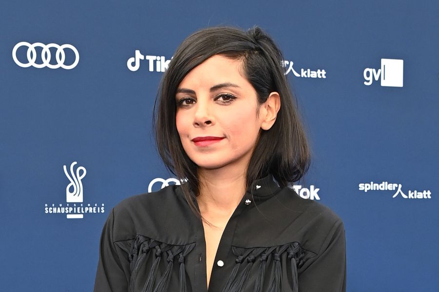 Ulmen soll Fake-Profile von ihr erstellt und damit Sex-Chats im Internet geführt haben.