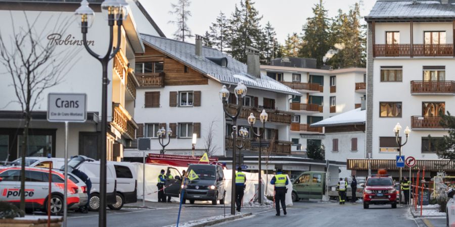 Da jeweils viele Touristen nach Crans-Montana reisen, gehen die Behörden von Opfern aus verschiedenen Ländern aus.