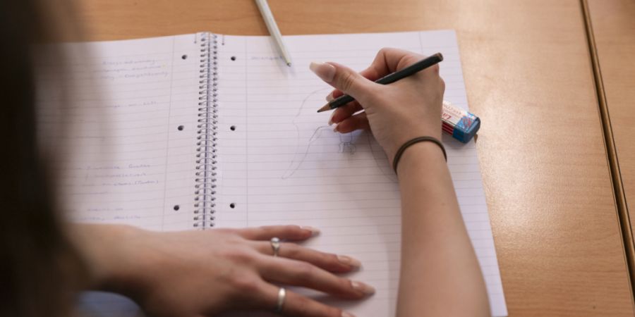 Der Kanton Luzern strafft das Schulentwicklungsvorhaben «Schulen für alle». (Symbolbild)