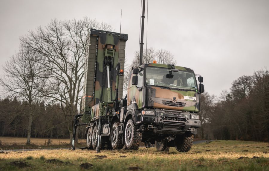 Das System kann Ziele in grosser Distanz bekämpfen.