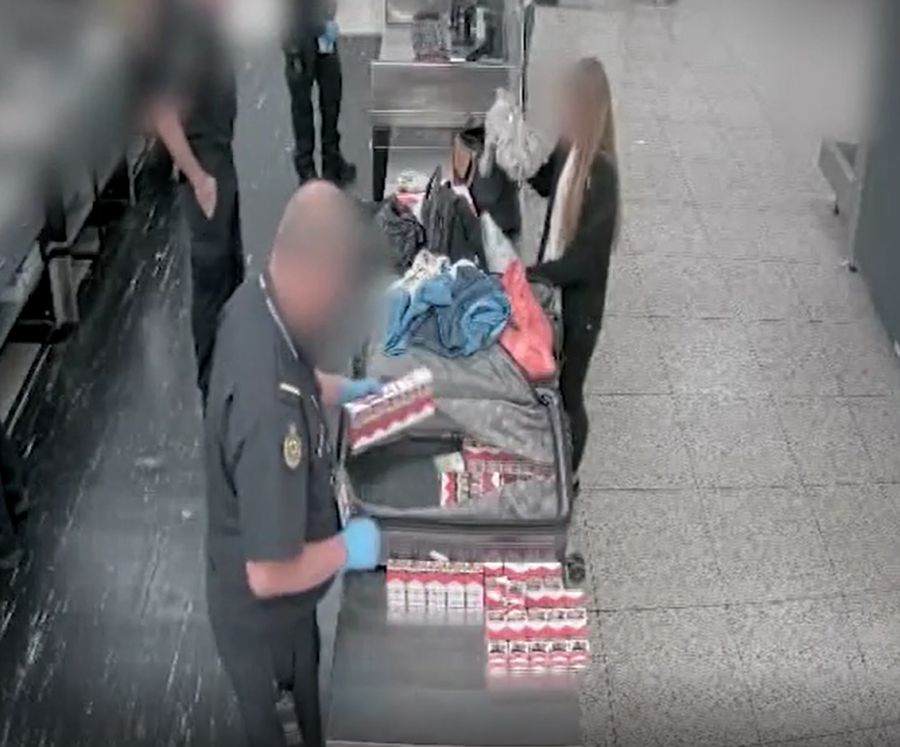 Ihr Visum wurde widerrufen und die Einreise verweigert.