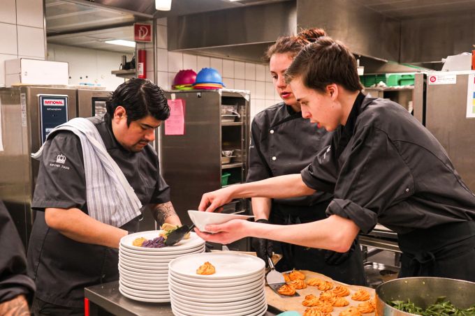 Serviert wurde ein 3-Gänge Menü kreiert von Livio & Küchenteam. Hotel Krone Thun