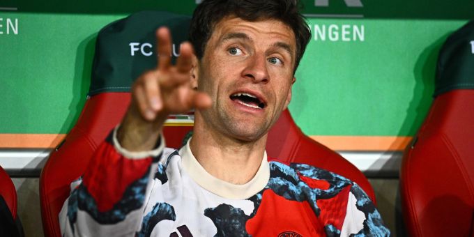 Thomas Müller und der FC Bayern München trennen sich im Sommer. thomas müller