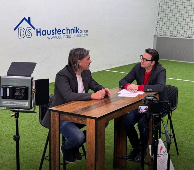 Hakan Yakin spricht mit Nau.ch-Fussballchefreporter Mischi Wettstein. FC Zürich fc st.gallen