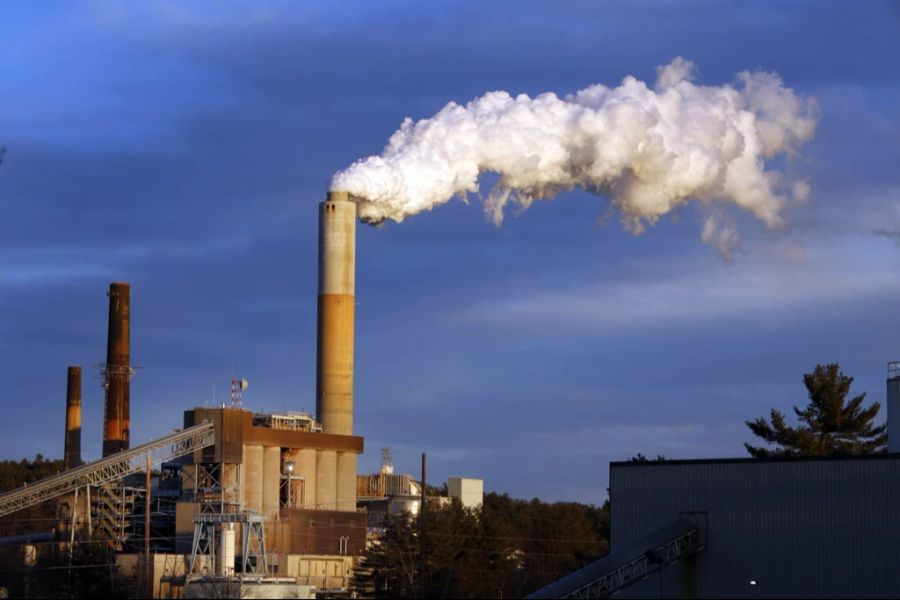 Der Smog aus Polen stammt von Kohlekraftwerken sowie privaten Kohleheizungen. (Symbolbild)