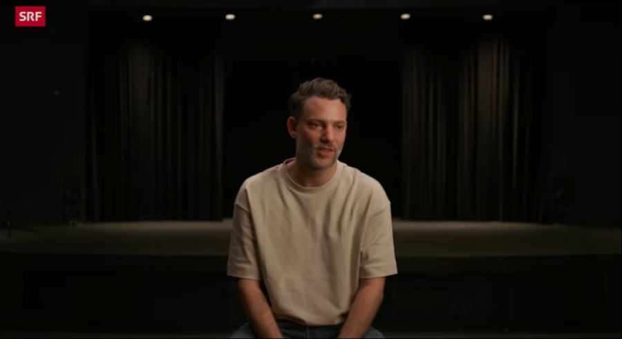 Manu ist auch Teil der Schweizer Band Lovebugs.