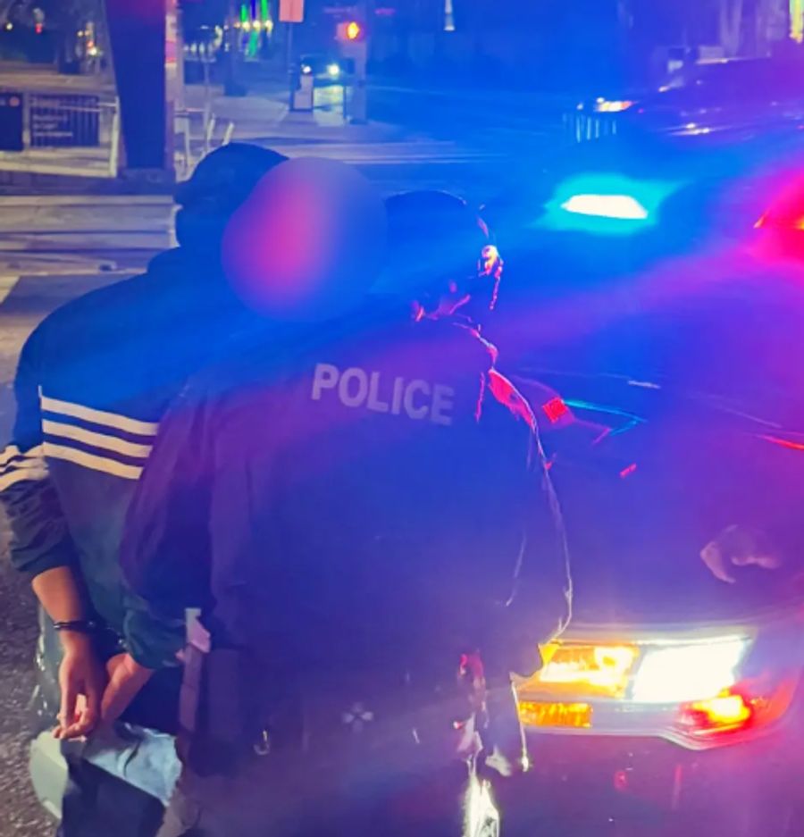 Der 32-Jährige steht unter Verdacht, seine Eltern getötet zu haben.