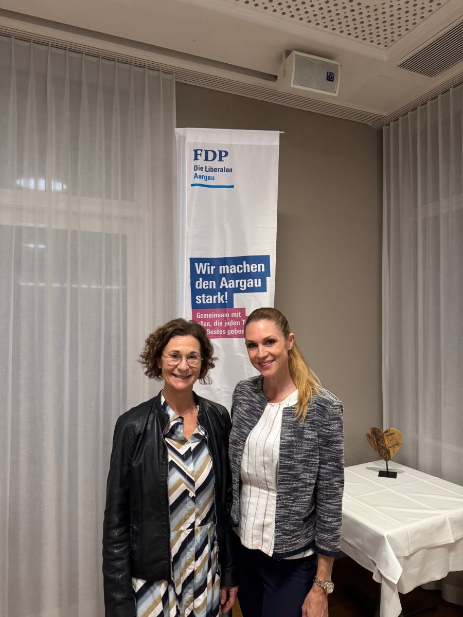 Kürzlich wurde sie für die Amtsperiode 2026 bis 2029 zur Delegierten der FDP Schweiz gewählt. Sabina Freiermuth ist Präsidentin der FDP Aargau.
