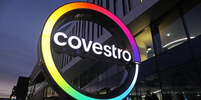 Der Ölkonzern Adnoc legt in den Verhandlungen um den Kunststoffkonzern Covestro offenbar ein höheres Angebot vor. covestro