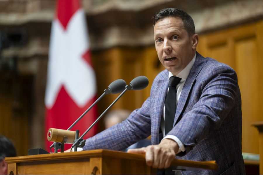 SVP-Nationalrat Christian Imark kritisiert sie dafür und bezeichnet sie als «Huhn».