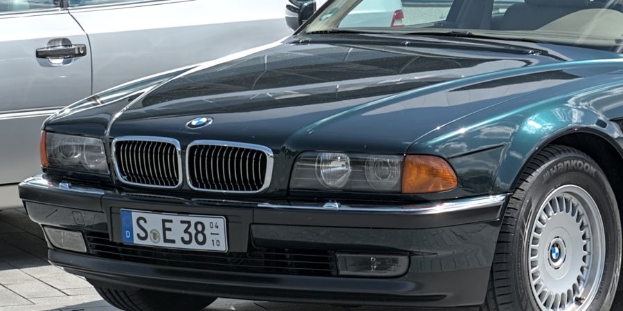 BMW 7er E38