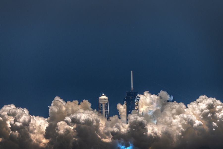 Start SpaceX Rakete