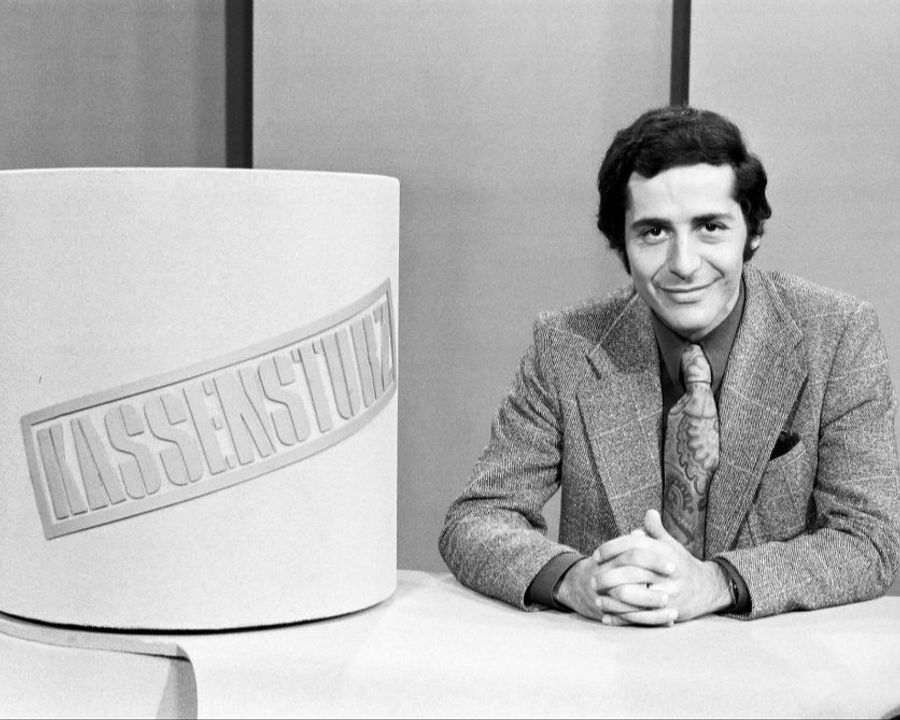 1974 begrüsste Medienpionier Roger Schawinski, damaliger Leiter und Gründer der Sendung, das Publikum.