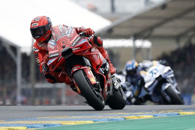 Marc Maquez verwaltet Rang zwei beim Frankreich-GP der MotoGP. Marc Marquez MotoGP Ducati