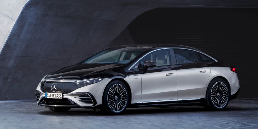 Mercedes Benz EQS