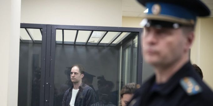 Evan Gershkovich wurde in Russland nun angeklagt. gershkovich