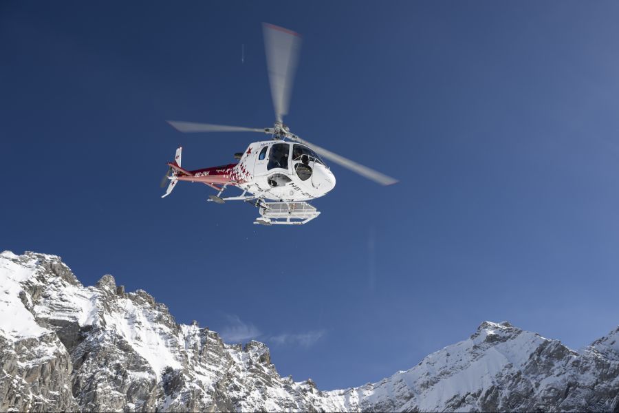 Sie soll der Air-Glaciers mit Einsatz-Entzügen gedroht haben.