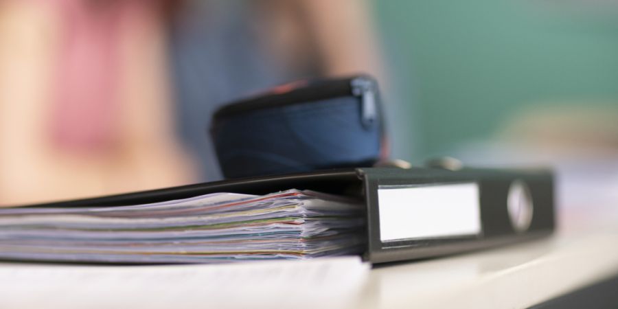 Weniger Aktenordner in Sicht: Der Kanton Luzern digitalisiert seine Justiz. (Symbolbild)