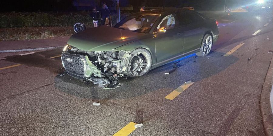 Die Strolchenfahrt eines 13-Jährigen endete in  Pratteln BL nur mit einem Schaden am Auto.