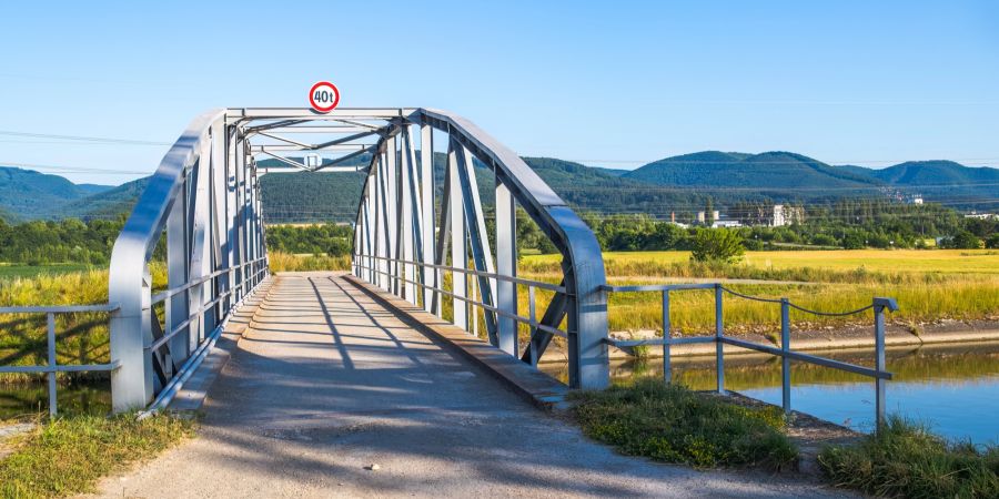 Brücke Schild Tonnen Gewicht