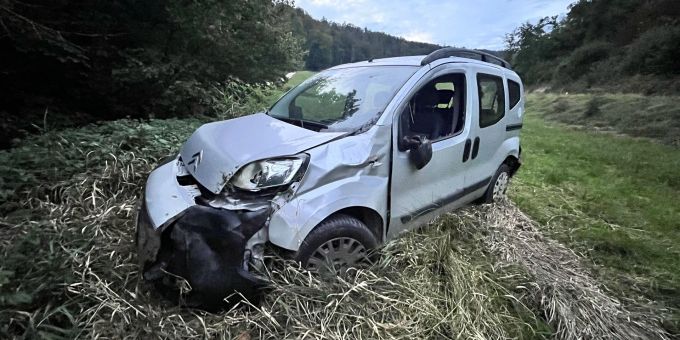 Schaffhausen: Mit Auto ins Schleudern gekommen und überschlagen. Unfall SH