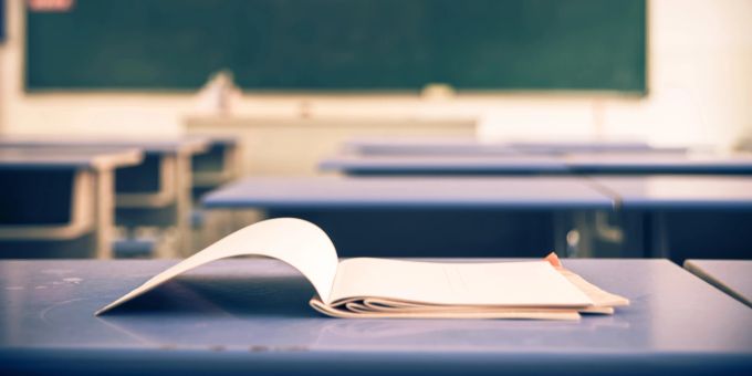 Der Kanton Bern startet eine Kampagne gegen Hassdelikte an Schulen. (Symbolbild) Kanton Bern