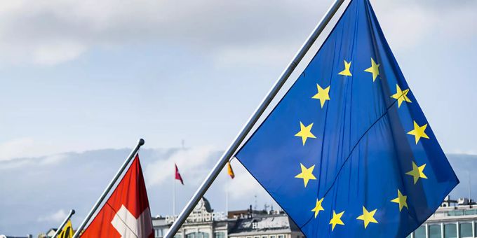 Das geplante Rahmenabkommen zwischen der Schweiz und der EU schlägt nicht nur in der Schweiz hohe Wellen. Die europäischen Gewerkschaften sehen den Entwurf kritisch. (Symbolbild) schweiz rahmenabkommen