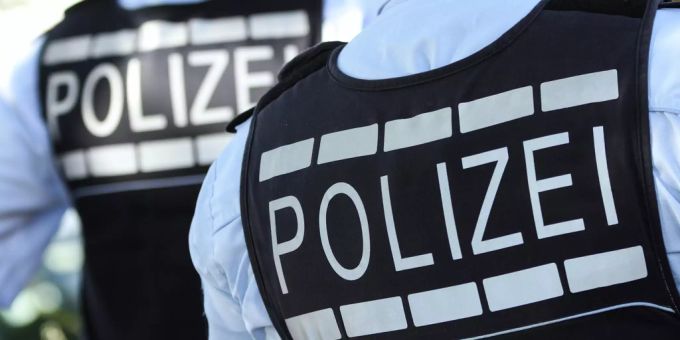 Bei Freiburg (D) - Ein Toter nach Zusammenstoss eines SBB-Zugs mit Auto
