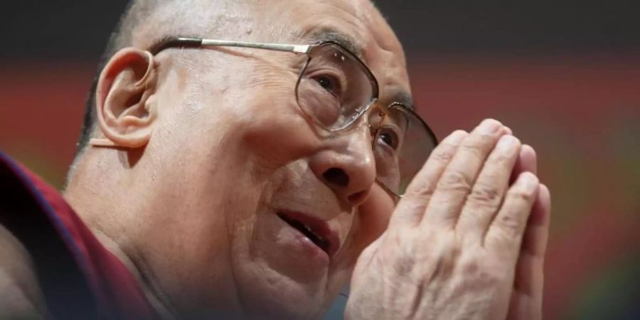 Dalai Lama, geistiges Oberhaupt der Tibeter, ist mit einer leichten Lungenentzündung in ein Krankenhaus ebracht worden. Foto: Marijan Murat