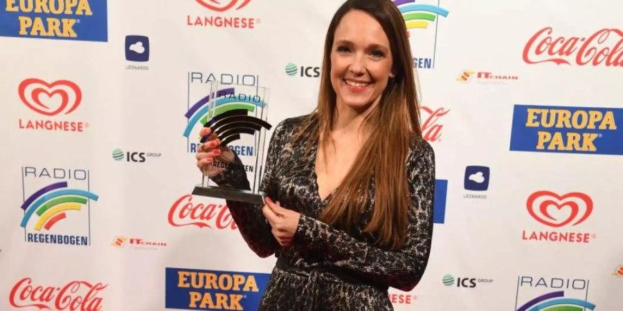 Carolin Kebekus hat für ihre Bühnen- und Fernsehshows den Radio Regenbogen Award erhalten. Foto: Uli Deck