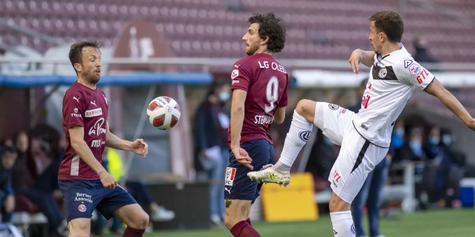 Servette und Lugano liefern sich ein spannendes Verfolgerduell. Servette Lugano Super League