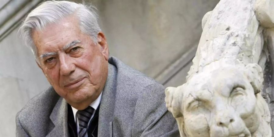 Mario Vargas Llosa schreibt noch immer. Foto: Manuel H De Leon/EFE/epa/dpa