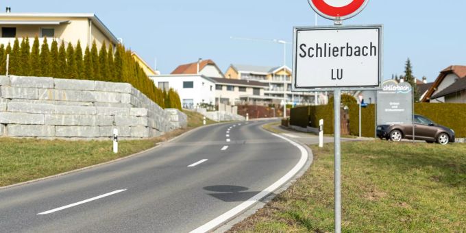 Ortsschild der Gemeinde Schlierbach. Ortsschild der Gemeinde Schlierbach.