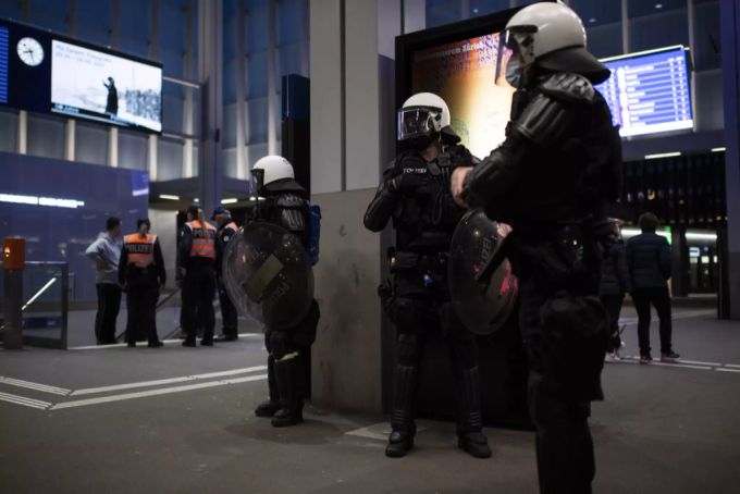 Polizeipräsenz letzten Freitag in St. Gallen. St. Gallen