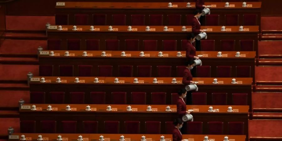 Vorbereitungen in der Grossen Halle des Volkes in Peking