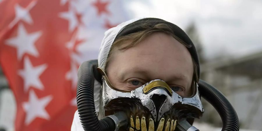 Teilnehmer der grossen Kundgebung gegen Corona-Massnahmen in Liestal BL im März. (Archivbild)