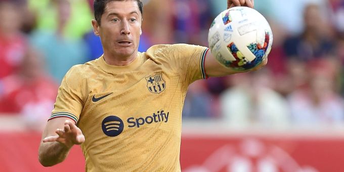 Robert Lewandowski im Trikot des FC Barcelona. Robert Lewandowski im Trikot des FC Barcelona.