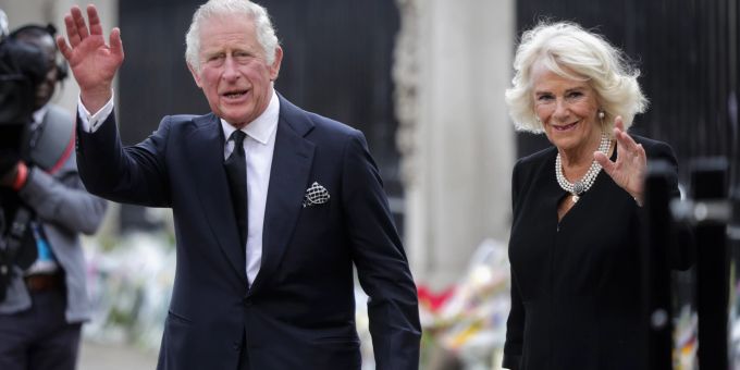 Er kann nicht - Darum zieht King Charles nicht in den Buckingham Palast