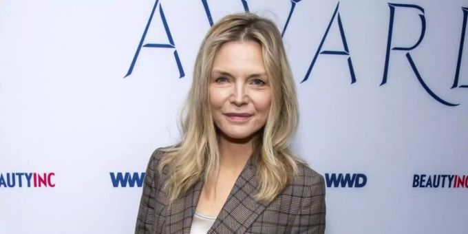Michelle Pfeiffer wird in einer geplanten Serie die frühere First Lady Betty Ford (1918 - 2011) verkörpern. Foto: Charles Sykes/Invision/AP/dpa Michelle Pfeiffer wird in einer geplanten Serie die frühere First Lady Betty Ford (1918 - 2011) verkörpern. Foto: Charles Sykes/Invision/AP/dpa