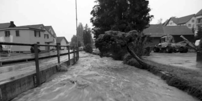Es geht vorwärts beim Hochwasserschutz. Doch bis das ganze Projekt ausgearbeitet und umgesetzt ist, wird noch einiges an Wasser den Dorfbach hinunterfliessen ...