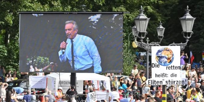 Robert F. Kennedy Jr 2020 in Berlin. Robert F. Kennedy Jr