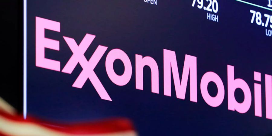 Der Erdölkonzern ExxonMobil muss gigantische Abschreibungen vornehmen und will zudem rund 15 Prozent der Belegschaft entlassen. (Archivbild)
